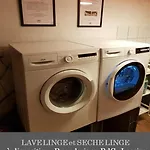 La Maison Des Familles 10 *