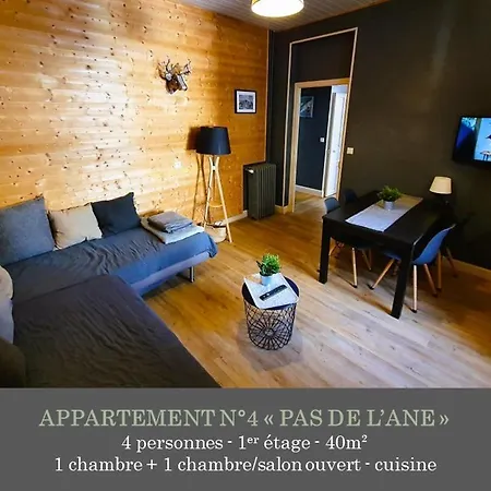 La Maison Des Familles 10 شقة *