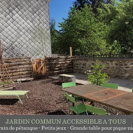 La Maison Des Familles 10 * 勒蒙多尔