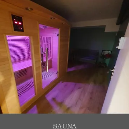 La Maison Des Familles 10 아파트 르몽도레