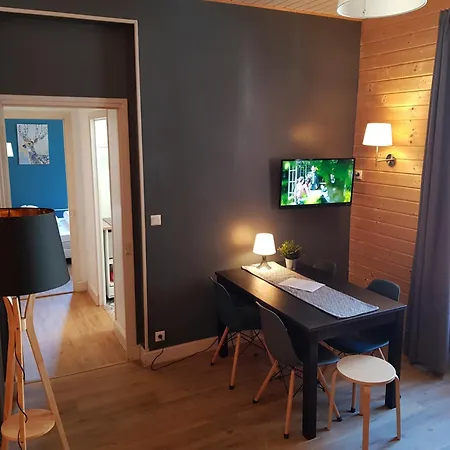 Apartment La Maison Des Familles 10 *