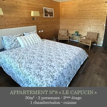 La Maison Des Familles 10 Апартаменты *